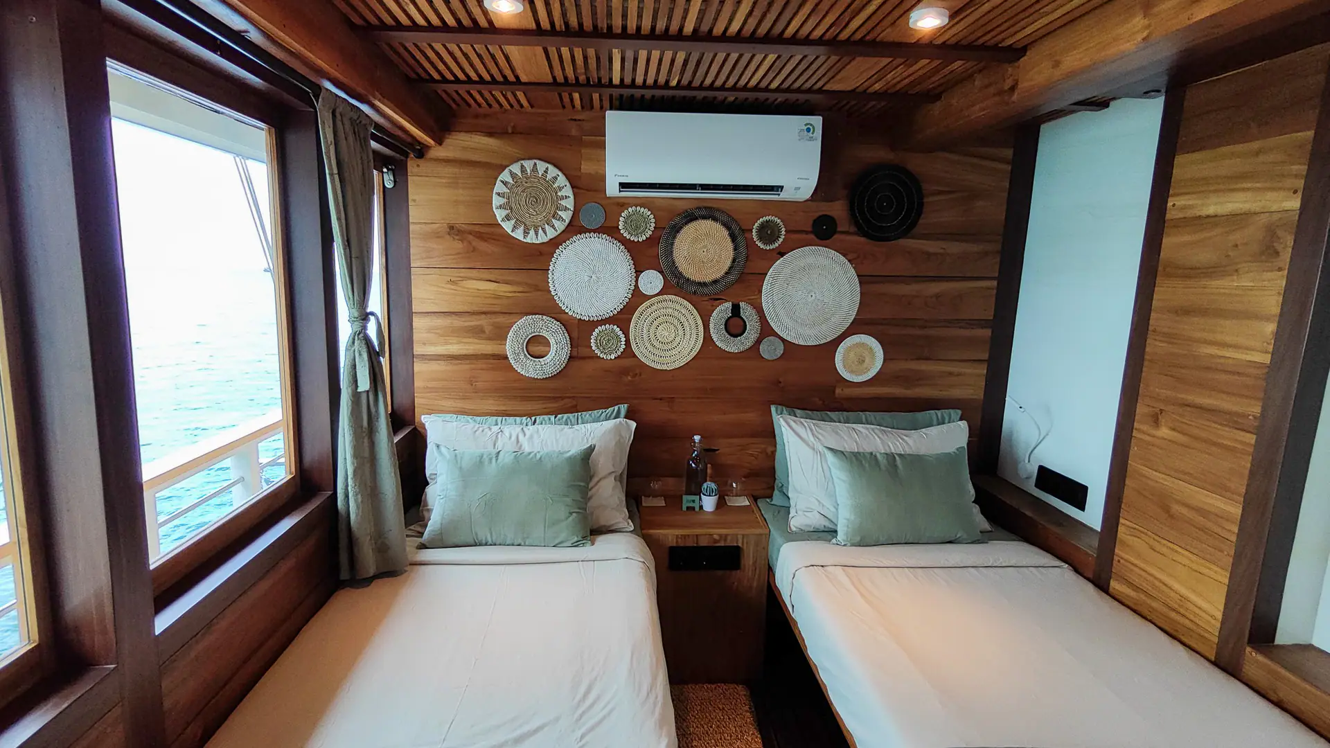 .Cabins and Interior