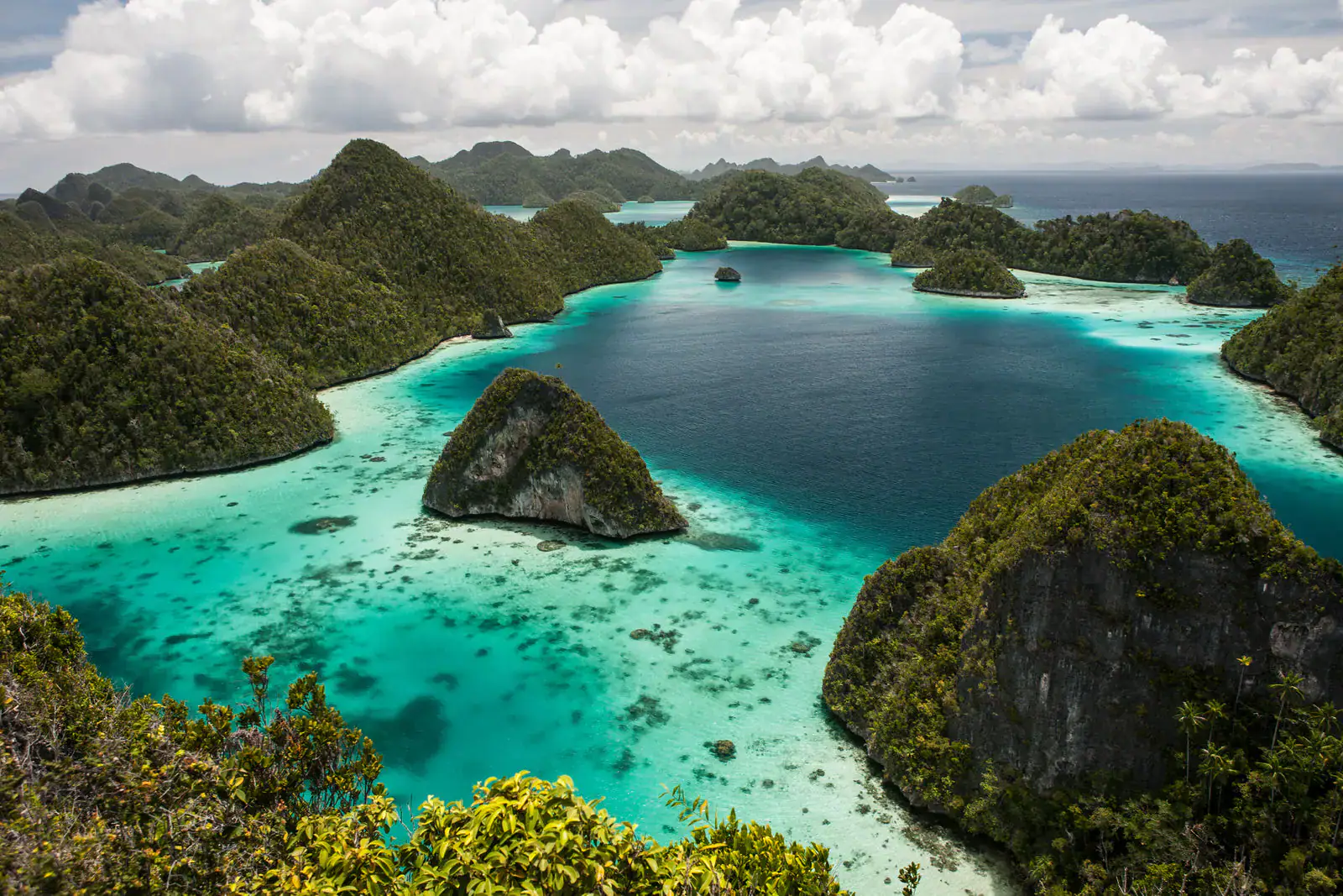 Raja Ampat Boat Charter