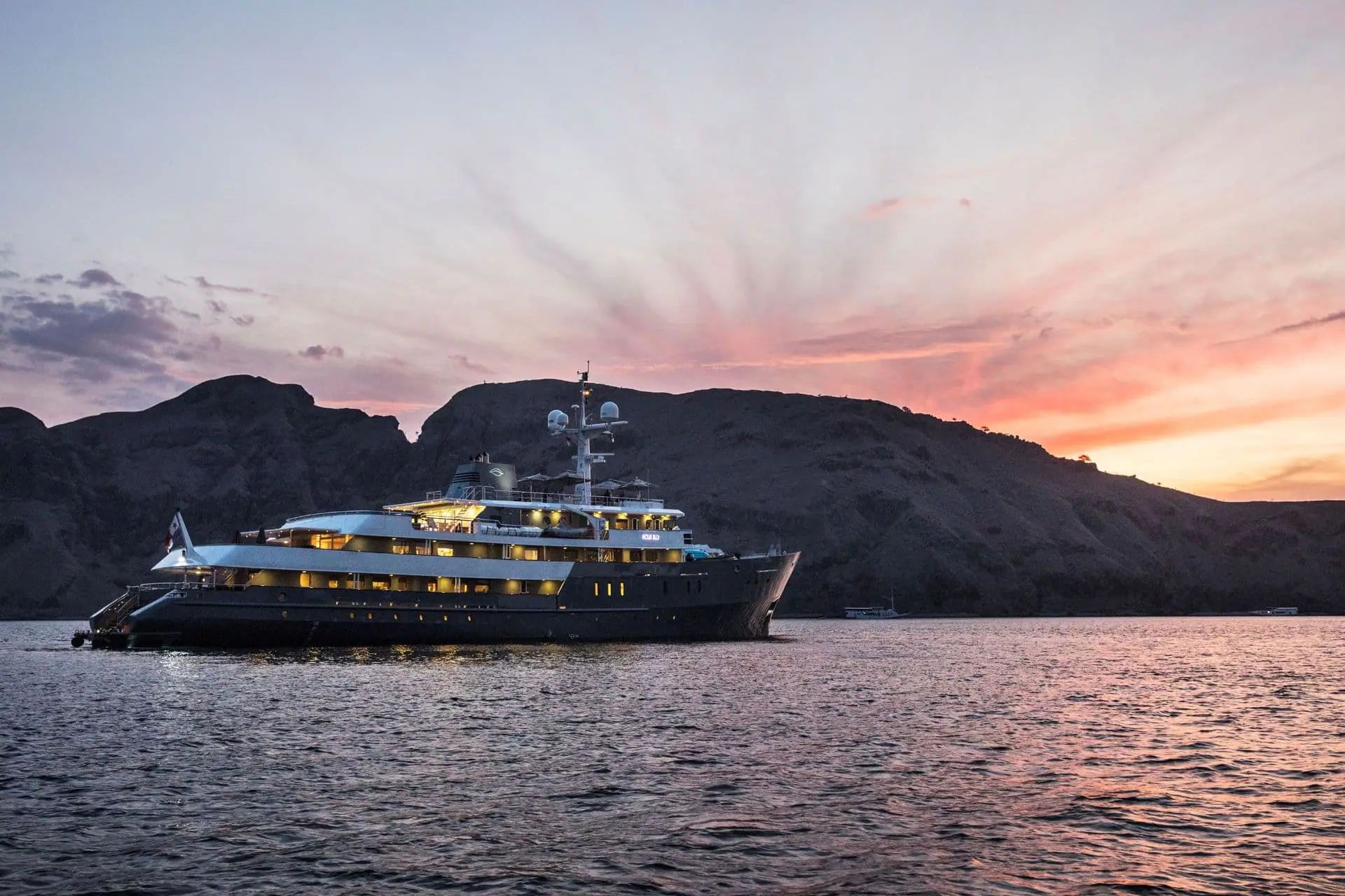 aqua-20-blu-20-2025-1920-x-1280