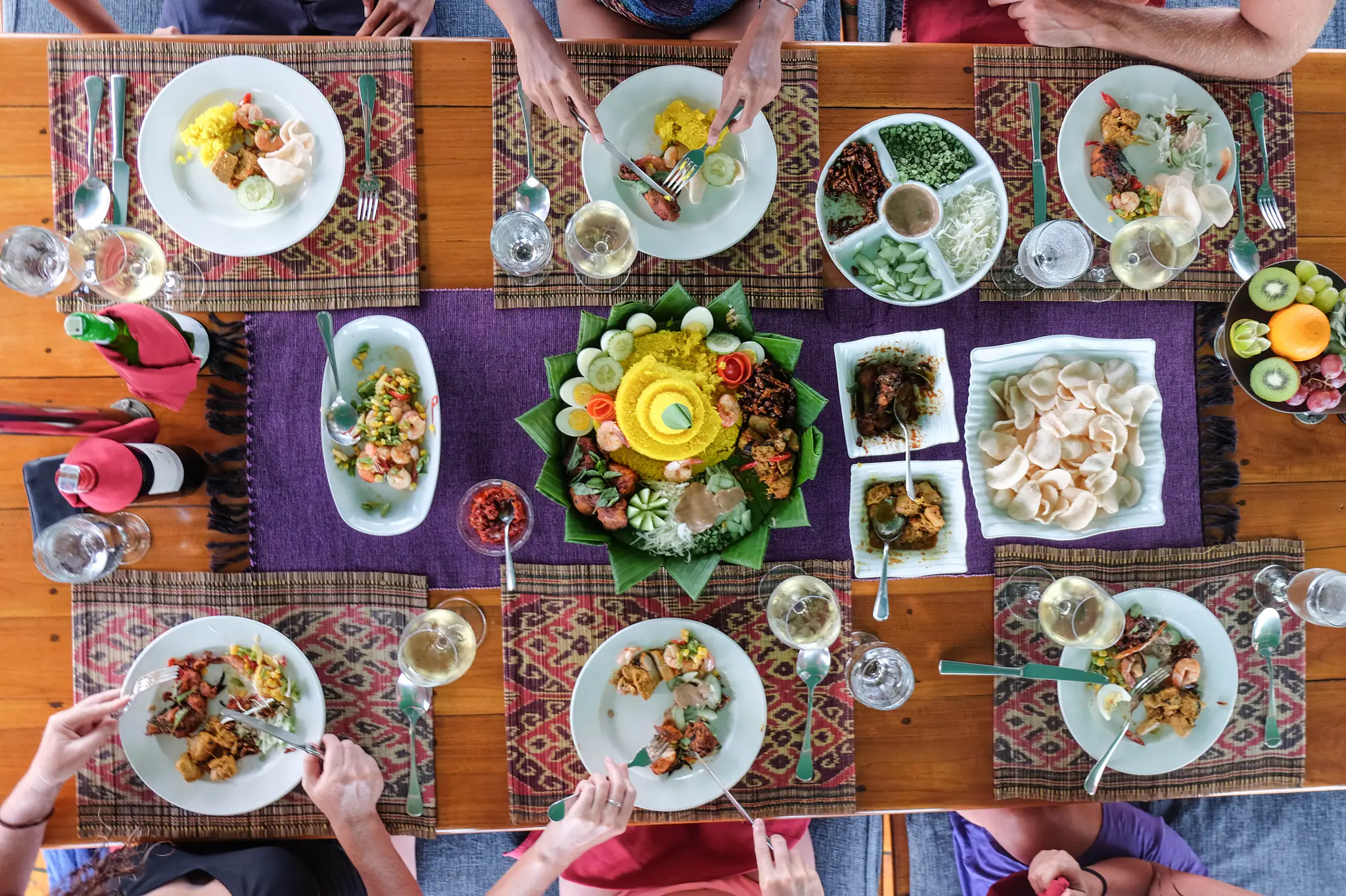 dining-food-tiger-blue