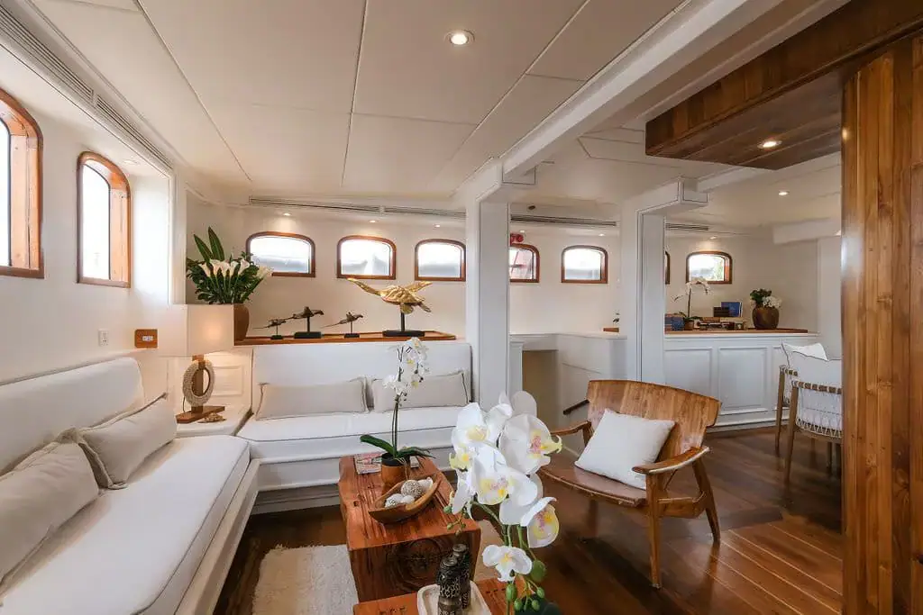 Laidback in luxury on Mutiara Laut voyage