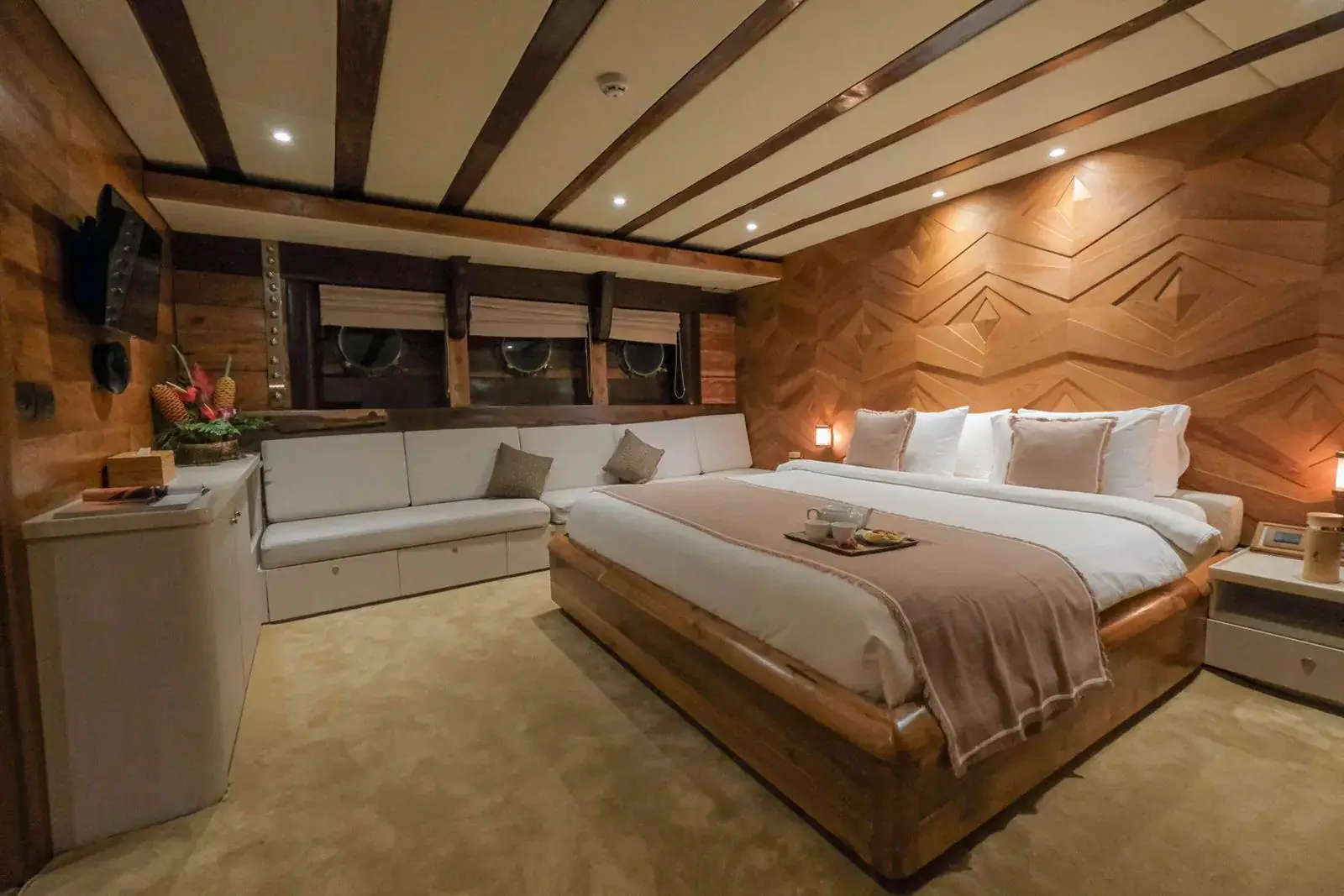 guestcabin-5-turtle-2-1920-x-1280