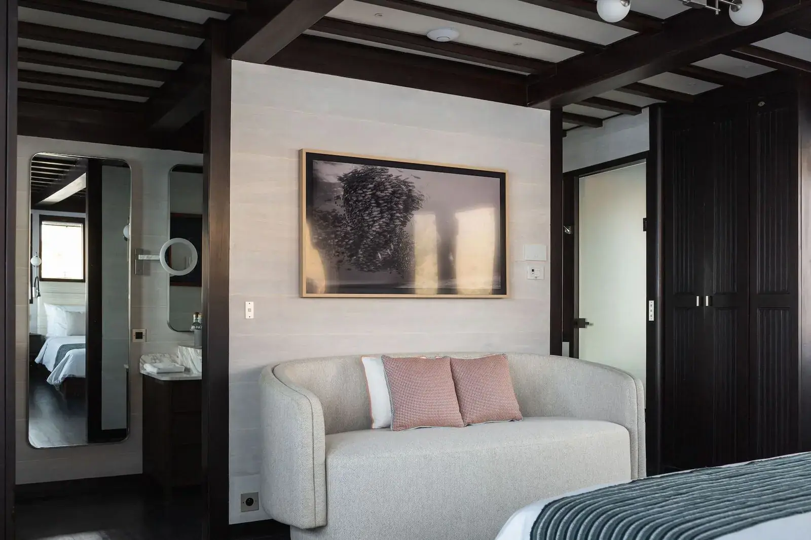 main-20-deck-20-20-master-20-cabin-20-4-20-of-2010-20-20-img-7310-1920-x-1280