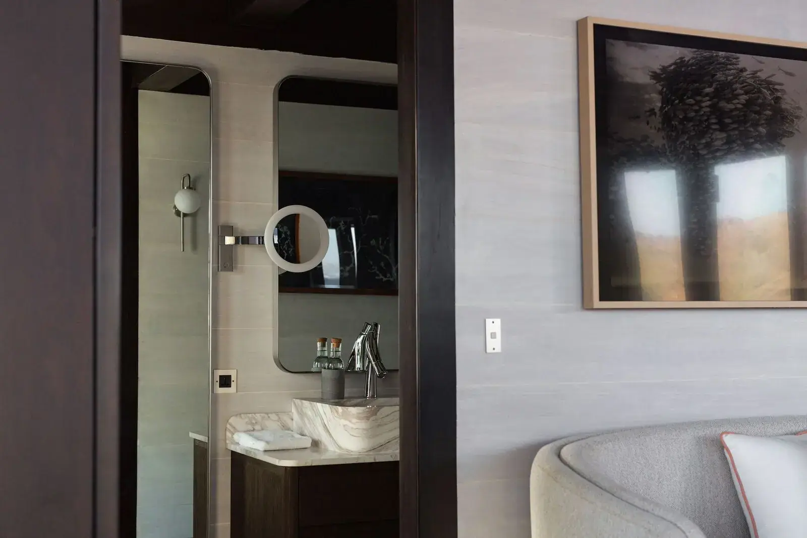 main-20-deck-20-20-master-20-cabin-20-5-20-of-2010-20-20-img-7264-1920-x-1280